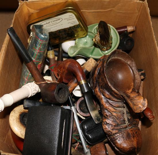 Qty of smoking pipes